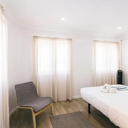 102 - Hut Spot * פניש