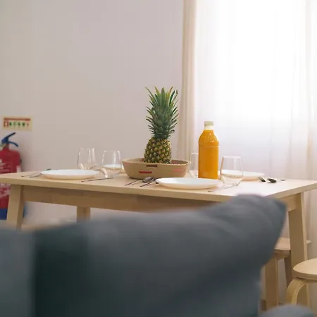 דירה 102 - Hut Spot