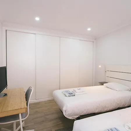 102 - Hut Spot פניש