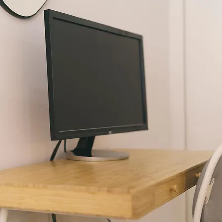 102 - Hut Spot * פניש