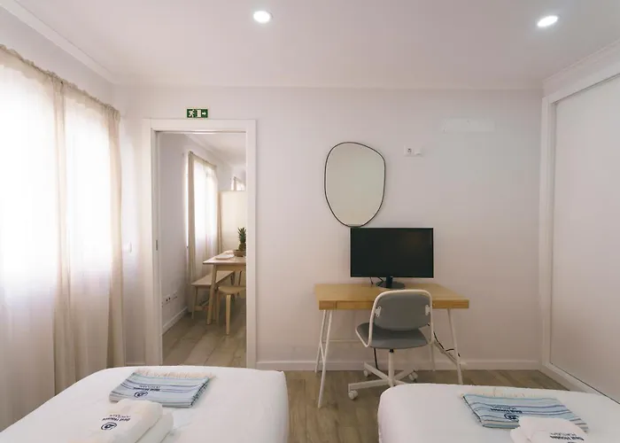 102 - Hut Spot Apartment Peniche