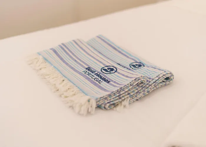 Apartment 102 - Hut Spot