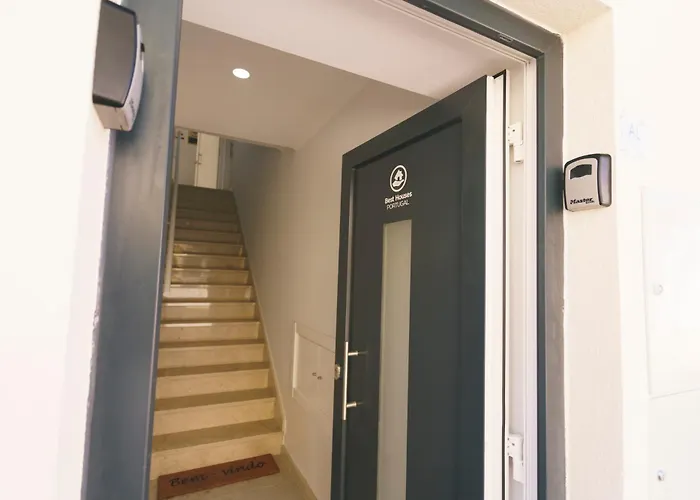 Apartment 102 - Hut Spot Peniche